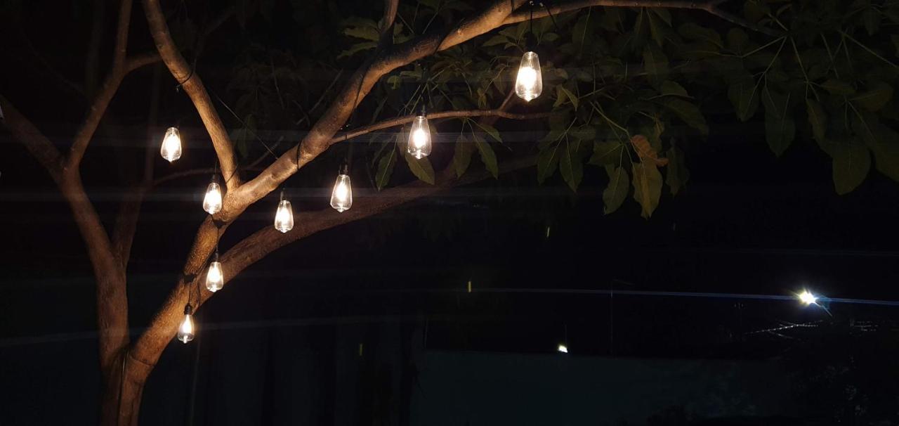 Pousada Romeiros Do Pai Eterno - Santuario Basilica De Trindade Trindade  Bagian luar foto