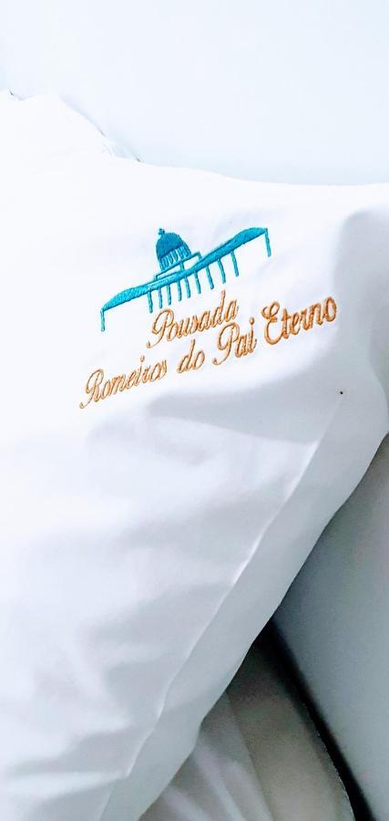 Pousada Romeiros Do Pai Eterno - Santuario Basilica De Trindade Trindade  Bagian luar foto